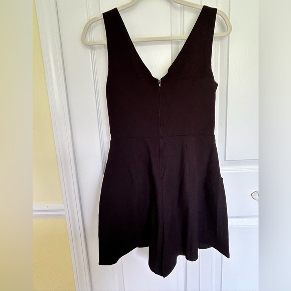 Black mini dress romper with shorts V-Neck V-Back zipper - Picture 1 of 3